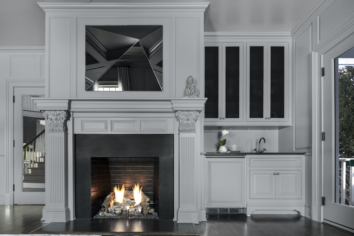 new-canaan-ct-interior-design-fireplace-hanging-art
