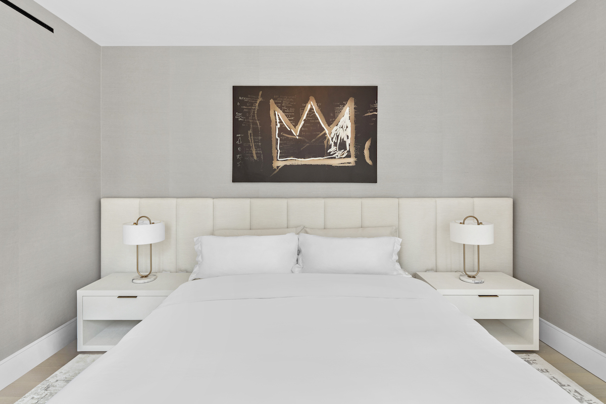 bedroom-interior-design-symmetrical-nightstands